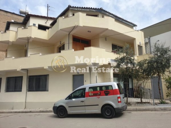 Tirane, shes Vile 3 Katshe Kati 1, 360 m² 270.000 € (Rruga e Dibres)