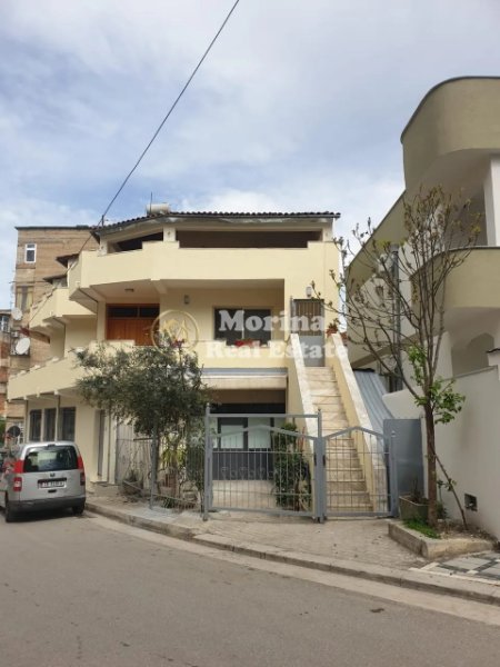 Tirane, shes Vile 3 Katshe Kati 1, 360 m² 270.000 € (Rruga e Dibres)