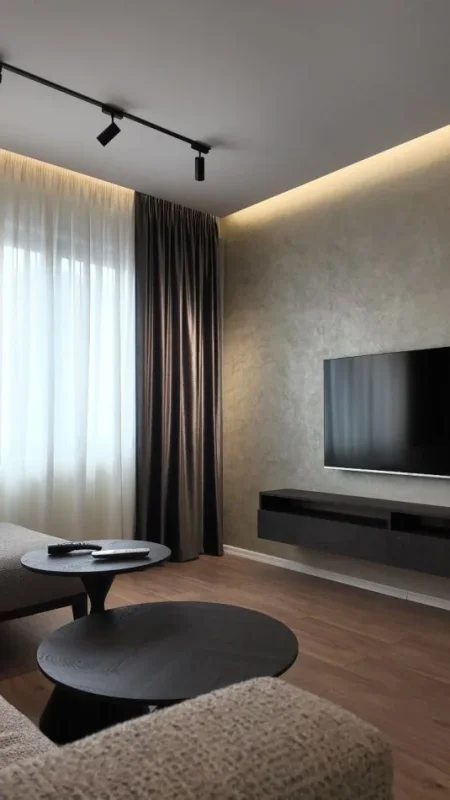 Tirane, jepet me qera apartament 2+1 Kati 3, 105 m² 1.100 € (pazari i ri)
