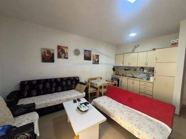 Qerret, shitet apartament 1+1+Ballkon Kati 1, 70 m² 111.000 € (Kavaje)
