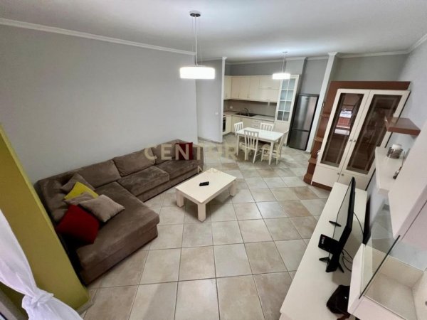Tirane, jepet me qera apartament 1+1 Kati 3, 75 m² 700 € (DELIJORGJI)