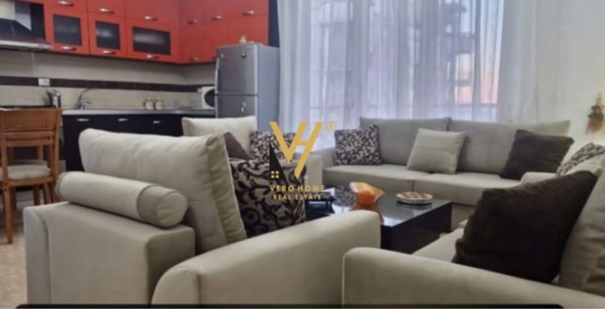 Tirane, jepet me qera apartament 1+1+Ballkon Kati 8, 70 m² 550 € (DON BOSKO)