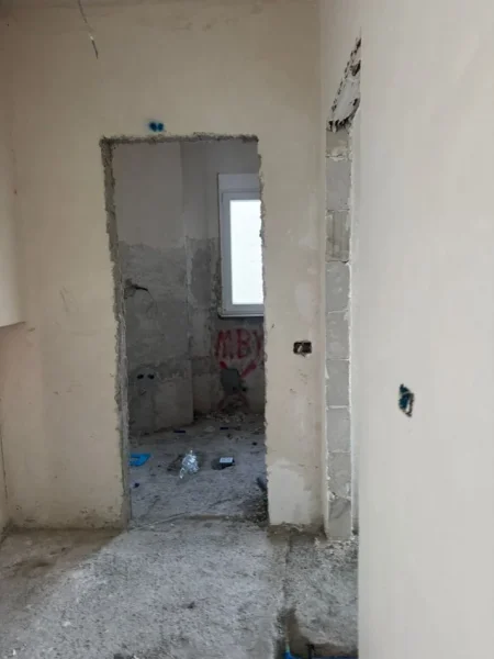 Tirane, shitet apartament 1+1 ne Fresk,  Kati 3, 75 m² 85.000 € (SHITET OKAZION SUPER APARTAMENT 1+1 NË FRESK ME SUPER CMIM.)