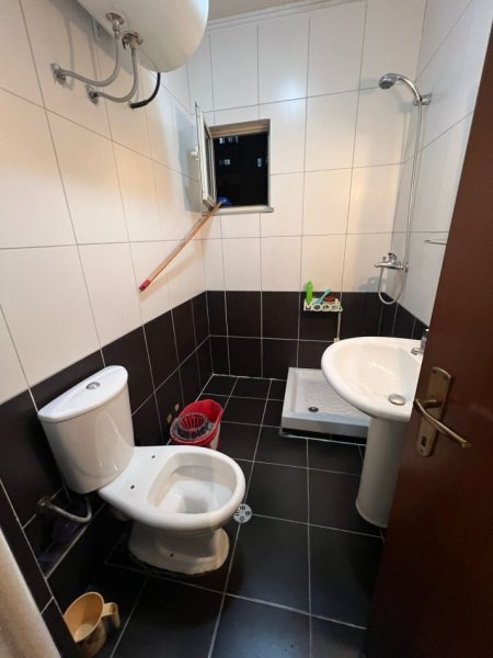 Tirane, shitet apartament 2+1+Ballkon Kati 4, 86 m² 155.000 € 
