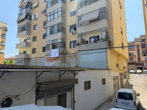 Tirane, shes ambjent biznesi Kati 0, 103 m² 190.000 € (Pas Zyrave Qendrote te ONE ALBANIA, Dalje ne UNAZE te Madhe)