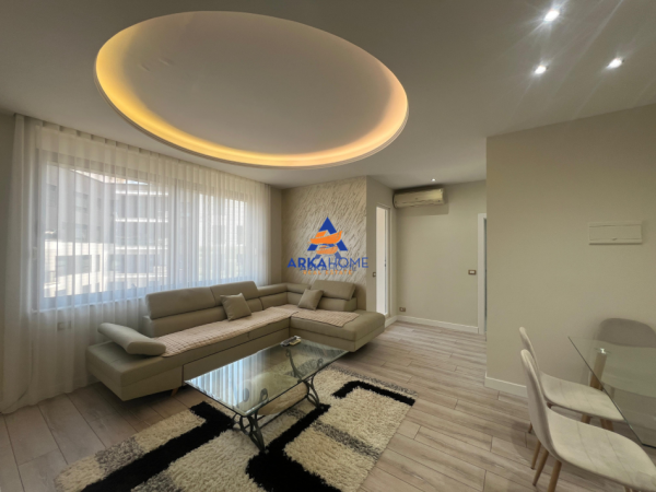 Tirane, jepet me qera apartament 1+1+Ballkon Kati 9, 70 m² 1.000 € (PRANE HOTEL DINASTISE,RRUGA E KOSOVAREV)