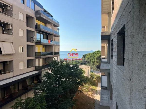 Vlore, shitet apartament 2+1+Ballkon Kati 3, 87 m² (Rruga Aleksandër Moisiu)
