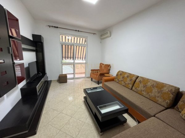 Tirane, jepet me qera apartament 2+1 Kati 5, 58 m² 550 € (Rruga Sami Frasheri)