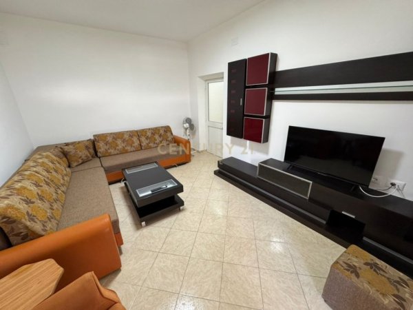 Tirane, jepet me qera apartament 2+1 Kati 5, 58 m² 550 € (Rruga Sami Frasheri)