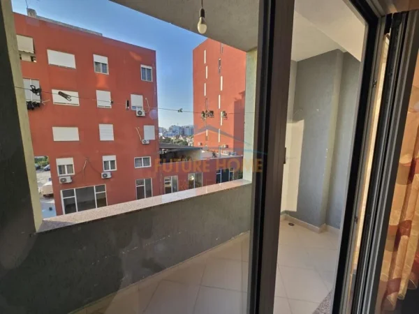 Tirane, shitet apartament 1+1 Kati 3, 84 m² 109.000 € (MISTO MAME)