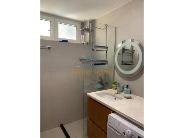 Tirane, jepet me qera apartament 1+1 , 55 m² 450 € 