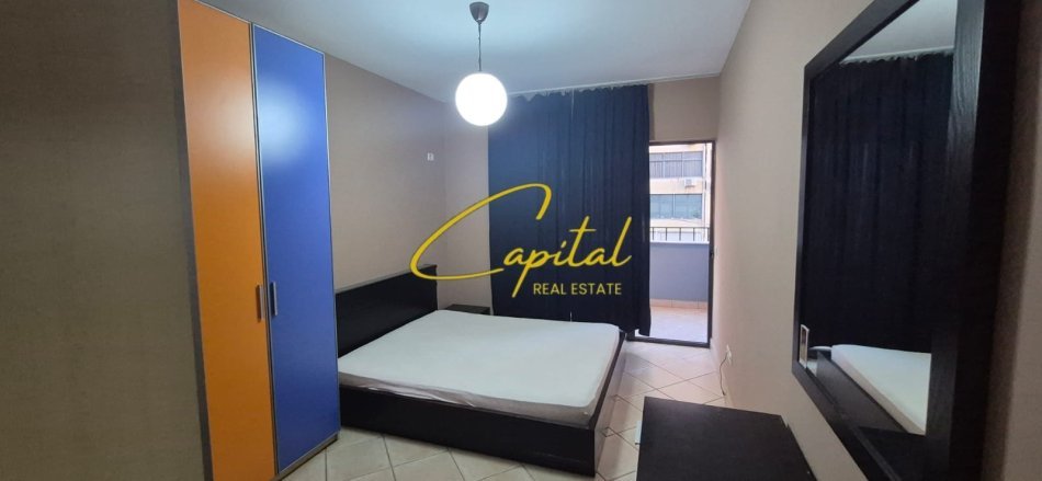 Tirane, jepet me qera apartament 2+1 Kati 5, 100 m² 700 € (21 DHJETORI)