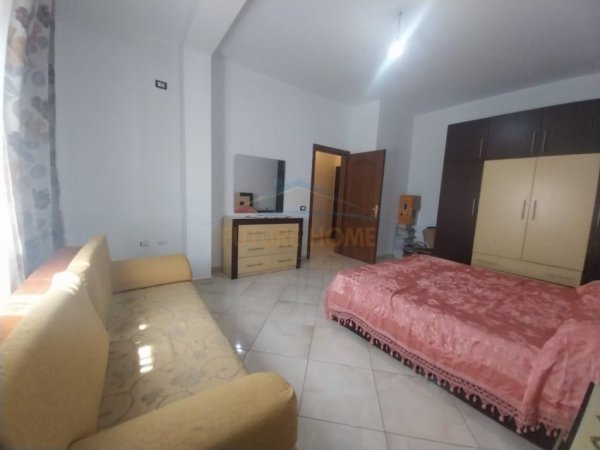 Tirane, jepet me qera apartament 2+1 Kati 6, 87 m² 600 € (Rruga Ferit Xhajko)