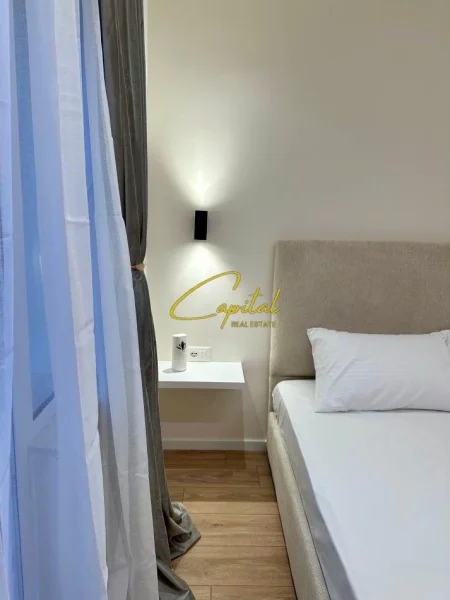 Tirane, jepet me qera apartament 2+1 Kati 3, 70 m² 700 € (BLV ZHAN D'ARK)