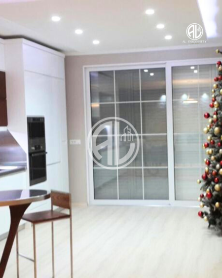 Durres, jepet me qera 2+1 Kati 9, 800 € 