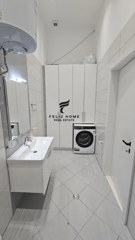 Tirane, jepet me qera apartament 3+1 Kati 1, 118 m² 1.150 € (LIQENI THATE)