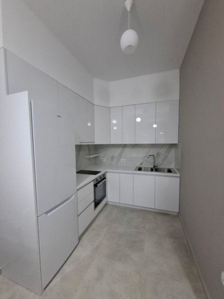 Tirane, jepet me qera apartament 1+1 Kati 6, 60 m² 600 € (rrethrrotullimi Selites)