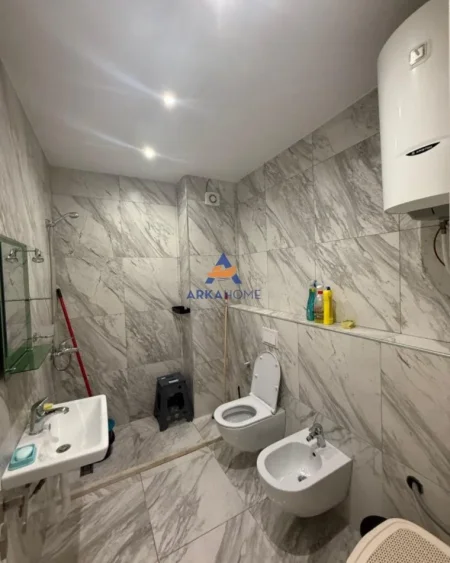 Tirane, jepet me qera apartament 2+1+Ballkon Kati 6, 120 m² 550 € (NDODHET PRANE BOHEM,ASTIR UNAZA E RE)