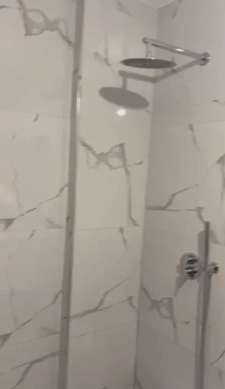 Tirane, jepet me qera apartament 1+1+Ballkon Kati 5, 74 m² 600 € (vasil shanto)