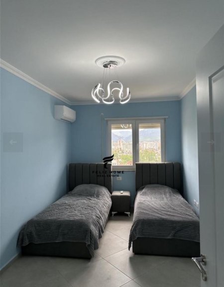 Tirane, jepet me qera apartament 2+1+Ballkon Kati 8, 110 m² 550 € (ASTIR)