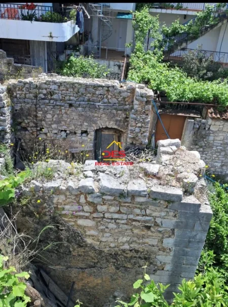 Himare, shitet truall , 200 m² 80.000 € (Vuno)