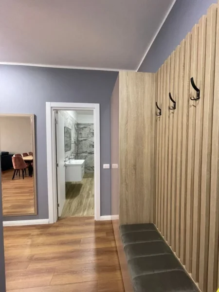 Tirane, jepet me qera apartament 2+1 Kati 7, 107 m² 650 € (OASIS RESIDENCE)