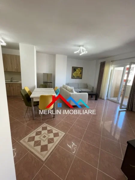 Tirane, shitet apartament 2+1+Ballkon Kati 6, 122 m² 200.000 € (RRUGA HOXHA TAHSIN)