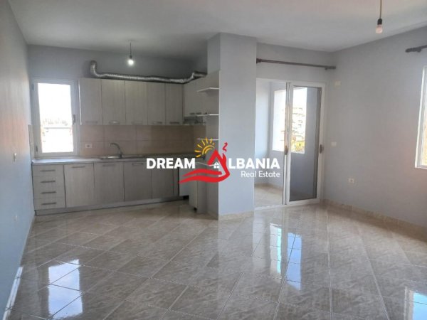 Tirane, jepet me qera apartament 2+1+Ballkon Kati 4, 100 m² 300 € (Prane Ardeno – Kashar - ID 42215161)