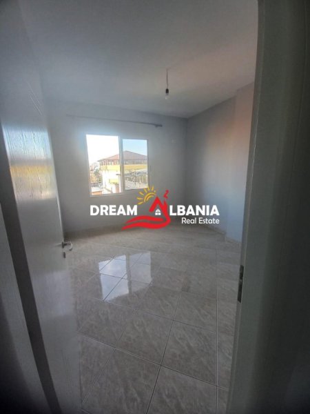 Tirane, jepet me qera apartament 2+1+Ballkon Kati 4, 100 m² 300 € (Prane Ardeno – Kashar - ID 42215161)