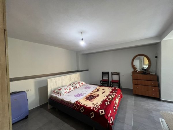 Tirane, jepet me qera apartament 1+1 Kati 1, 41 m² 200 € (Qytet Studenti)