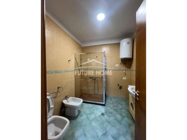 Tirane, shitet apartament 2+1+Ballkon Kati 7, 109 m² 175.000 € (KINOSTUDIO TIRANE)