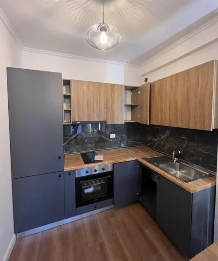 Durres, shitet apartament 1+1+Ballkon , 60 m² 73.000 € (Shkembi i Kavajes Durres)