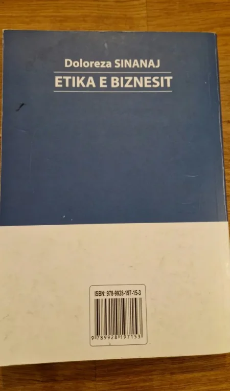 Tirane, shes Shitet libër: “Etika e Biznesit”