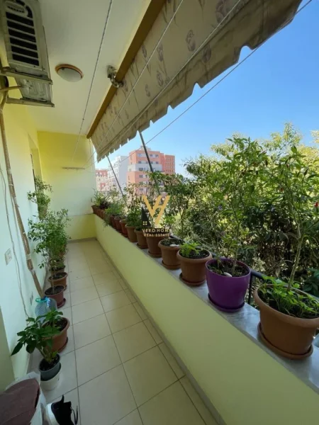 Tirane, shitet apartament 3+1+Ballkon Kati 5, 106 m² 175.000 € (RRUGA BARDHYL)