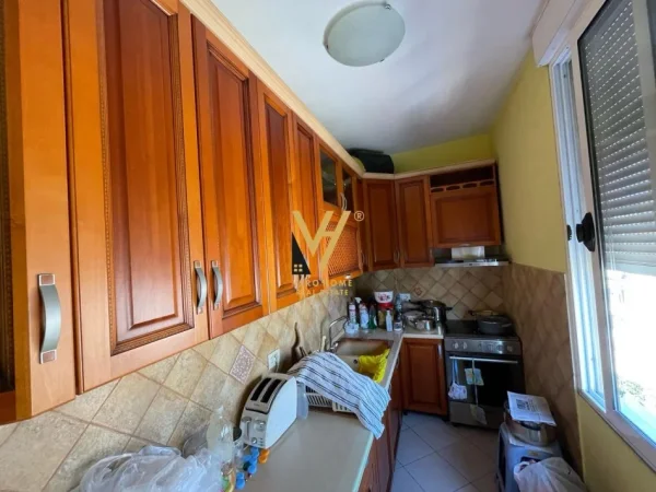 Tirane, shitet apartament 3+1+Ballkon Kati 5, 106 m² 175.000 € (RRUGA BARDHYL)