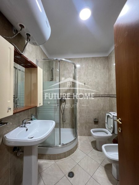 Tirane, shitet 2+1 Kati 7, 106 m² 168.000 €, Kinostudio