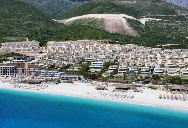 Dhermi - Palase, shes apartament 2+1 Kati 4, 554.114 € (Palase)