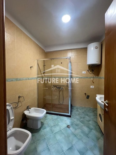 Tirane, shitet apartament 2+1 Kati 7, 109 m² 175.000 € (Kinostudio)