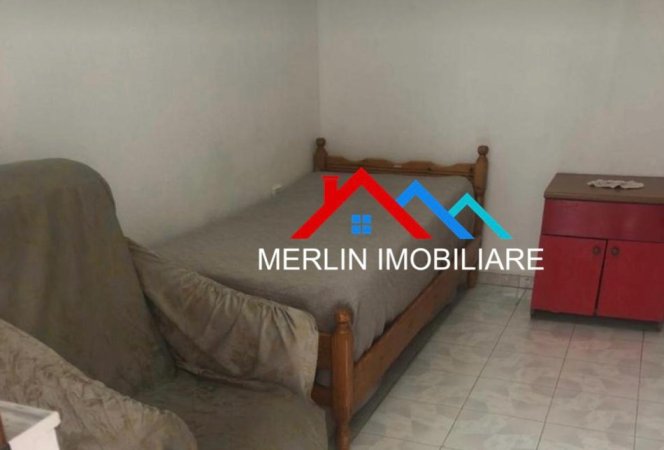Tirane, jepet me qera apartament 2+1+Ballkon Kati 2, 90 m² 350 € (RRUGA NIKO AVRAMI)
