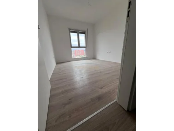 Shitet, Apartament 2+1, ne Rezidencen Prime, Kamez, Tiranë. DB54612
