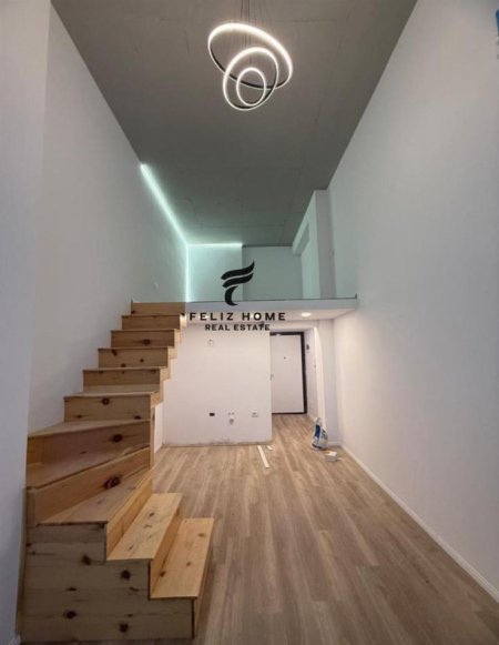 Tirane, jepet me qera ambjent biznesi Kati 1, 49 m² 350 € (RRUGA E KAVAJES)