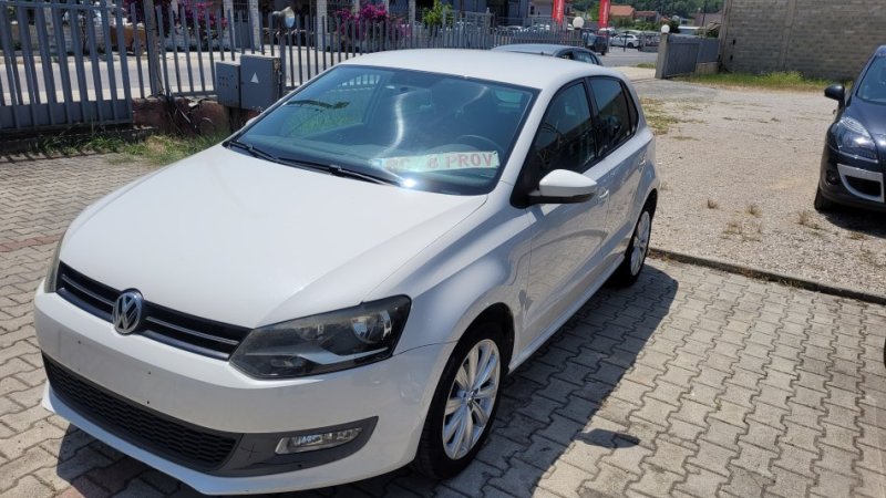 Shitet makine vw polo Nafte, e bardhë manuale Kondicioner 192.000 km 4.500 €