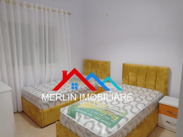 Tirane, jepet me qera apartament 2+1+Ballkon Kati 2, 92 m² 480 € (RRUGA XHANFIZE KEKO)