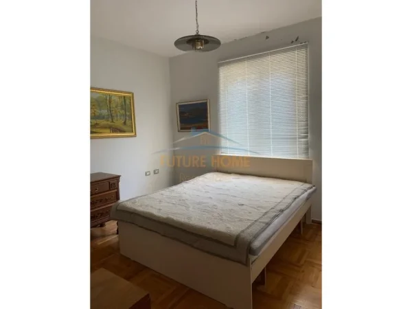 0683487469 Tirane, jepet me qera apartament 1+1+Ballkon Kati 3, 55 m² 450 € (Myslym Shyri)