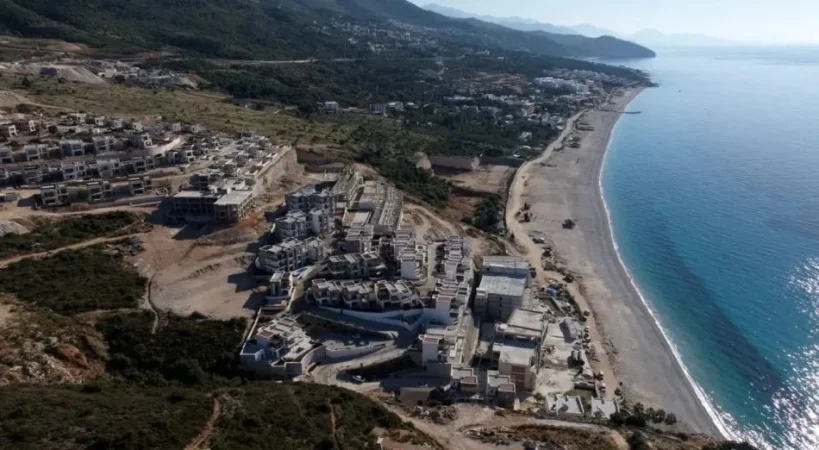 Vlore, shitet Vile 2 Katshe Kati 2, 1.000 m² 1.500.000 € (Himare)