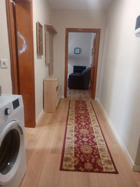 Tirane, jepet me qera apartament 1+1+Ballkon Kati 3, 65 m² 550 € (RRUGA E ELBASANIT)