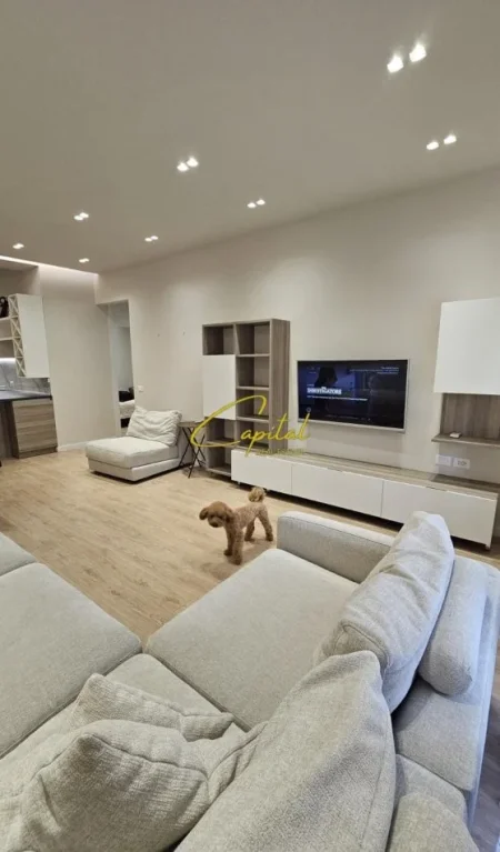 Tirane, shitet apartament 3+1 Kati 1, 135 m² 320.000 € (LIQENI I THATE)