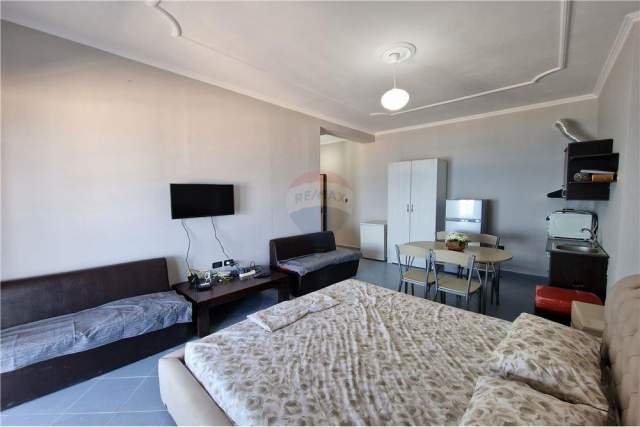 Vlore, shitet garsonier 1+1 Kati 5, 50 m² 59.000 Euro (Rruga Dhimiter Konomi)
