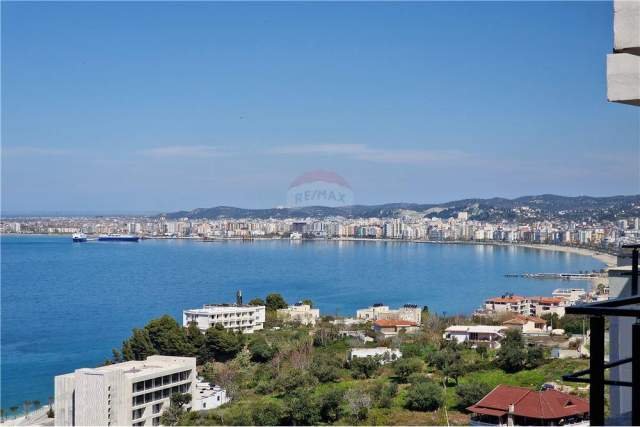 Vlore, shitet garsonier 1+1 Kati 5, 50 m² 59.000 Euro (Rruga Dhimiter Konomi)