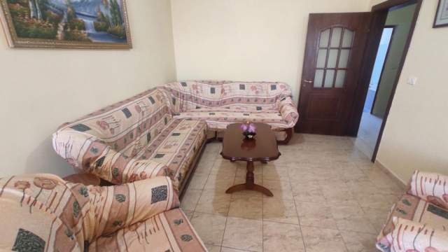 Tirane, jepet me qera 2+1+BLK Kati 5, 95 m² 390 Euro